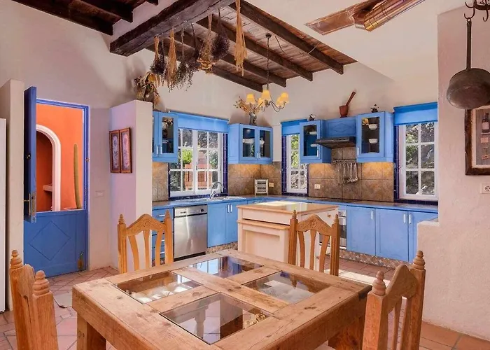 Karat Hacienda Miranda * Charco del Pino