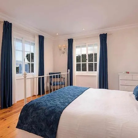 Karat Hacienda Miranda Villa *